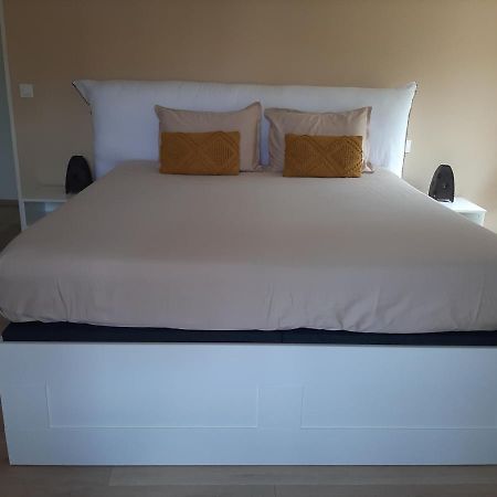Logement Confortable Dans Residence Privee A Amplepuis Eksteriør bilde